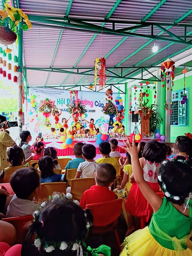 tiết mục văn nghệ của các bé lớp lớn 1